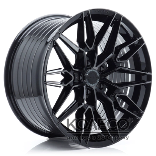 Concaver CVR6 W8.5 R19 PCD5x112 ET32 DIA72.6 Black