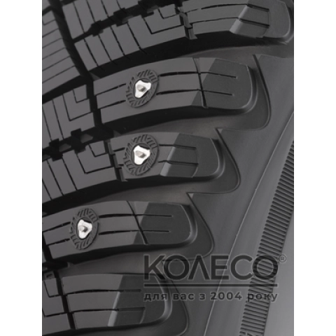 Зимние шины Goodyear UltraGrip Ice Arctic 195/60 R15 88T шип
